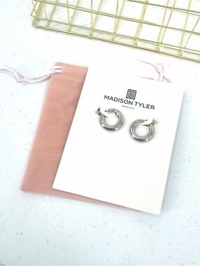 Madison Tyler NWT silver toned bubble hoop earrings